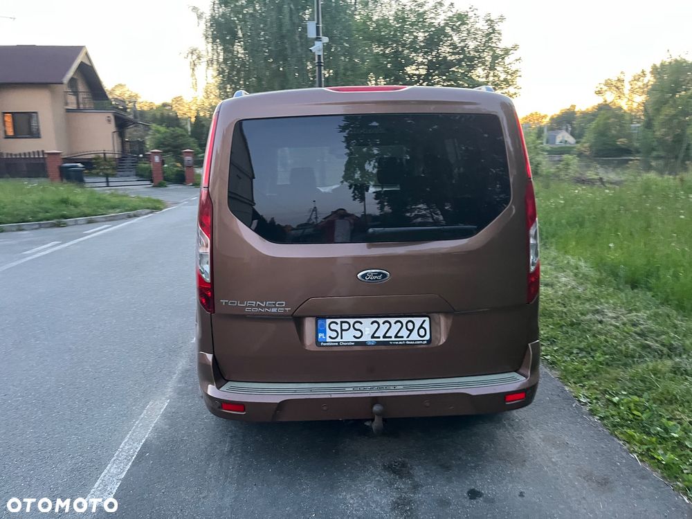 Ford Tourneo Connect - 12