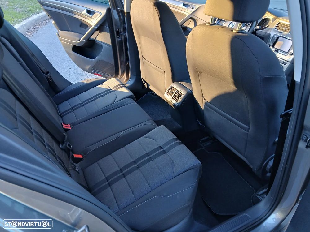 VW Golf 1.2 TSi BlueMotion Comfortline - 18