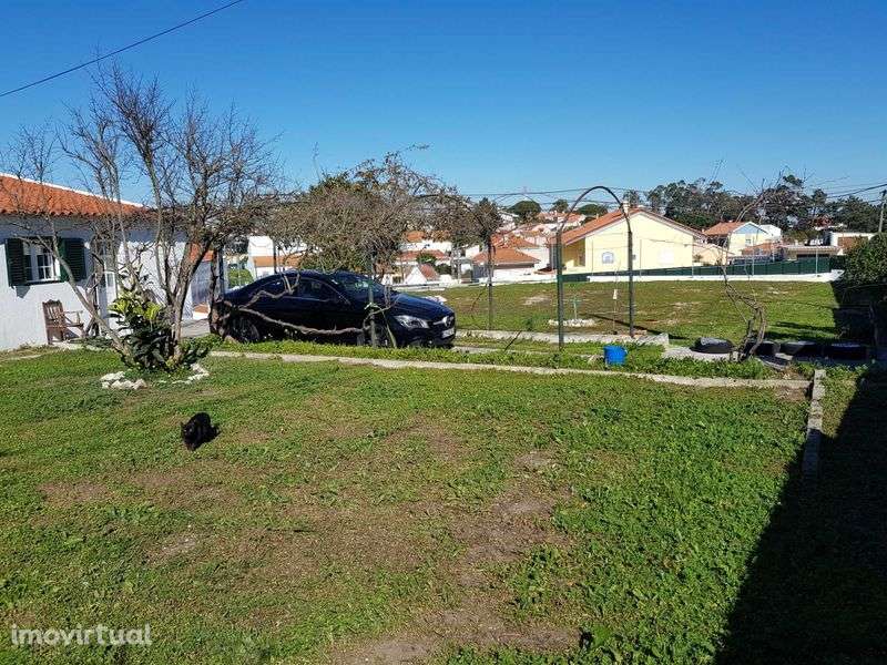 Vendo/Permuto Terreno 1.190 m² c/benfeitorias Charneca de Caparica - Grande imagem: 2/12