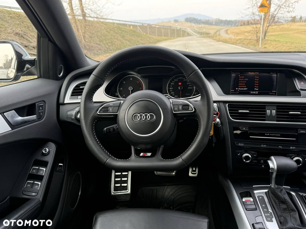 Audi A4 Avant 2.0 TDI DPF multitronic S line Sportpaket - 17