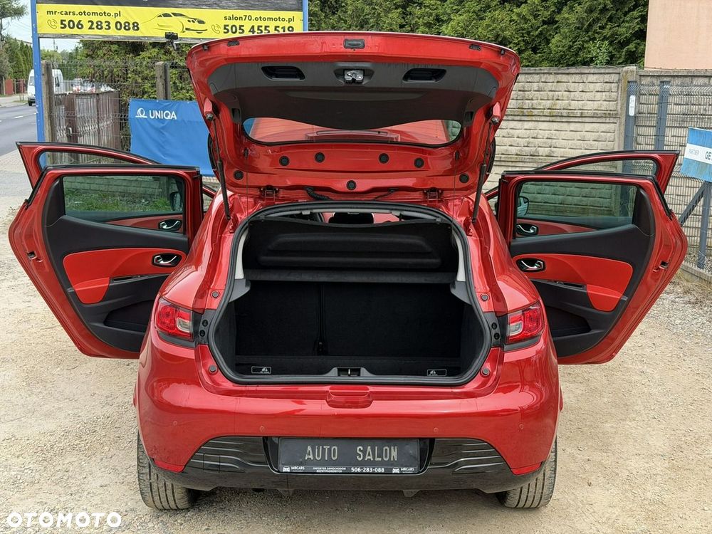 Renault Clio - 24