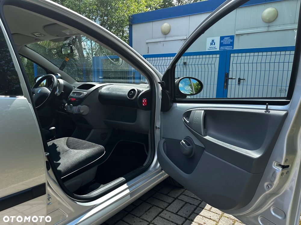 Peugeot 107 70 2-Tronic Filou - 31