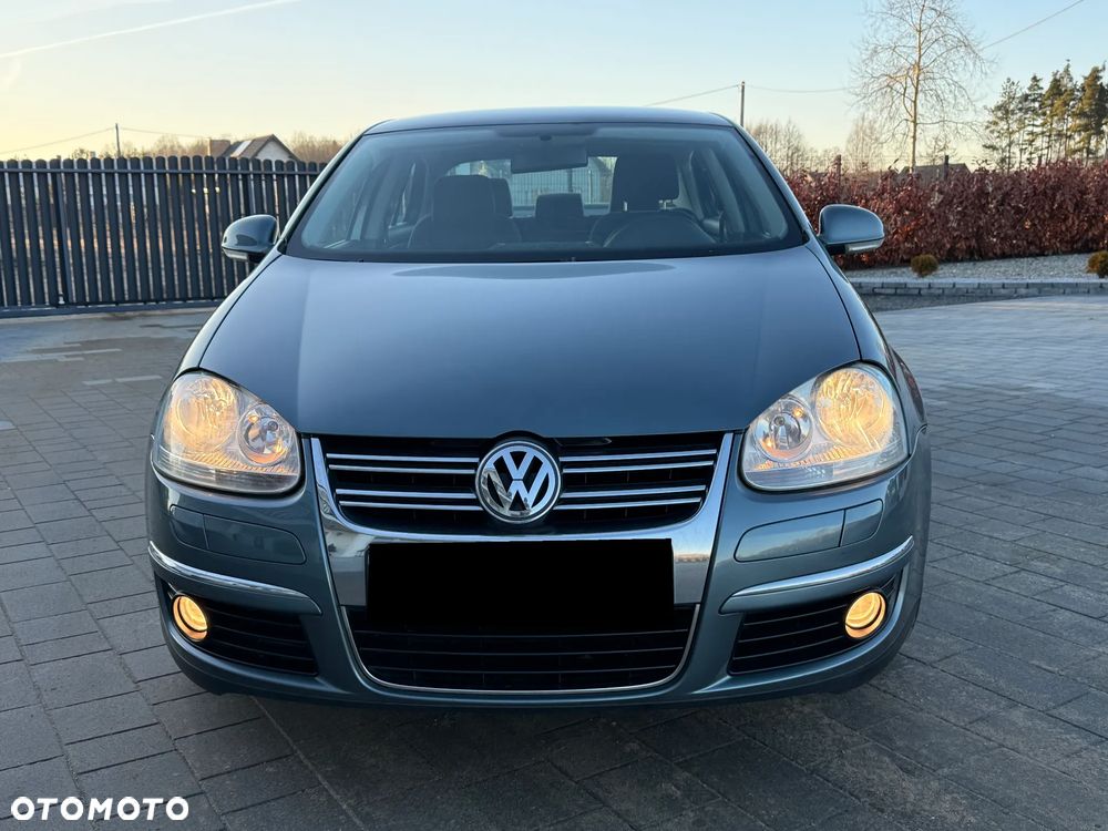 Volkswagen Jetta - 20