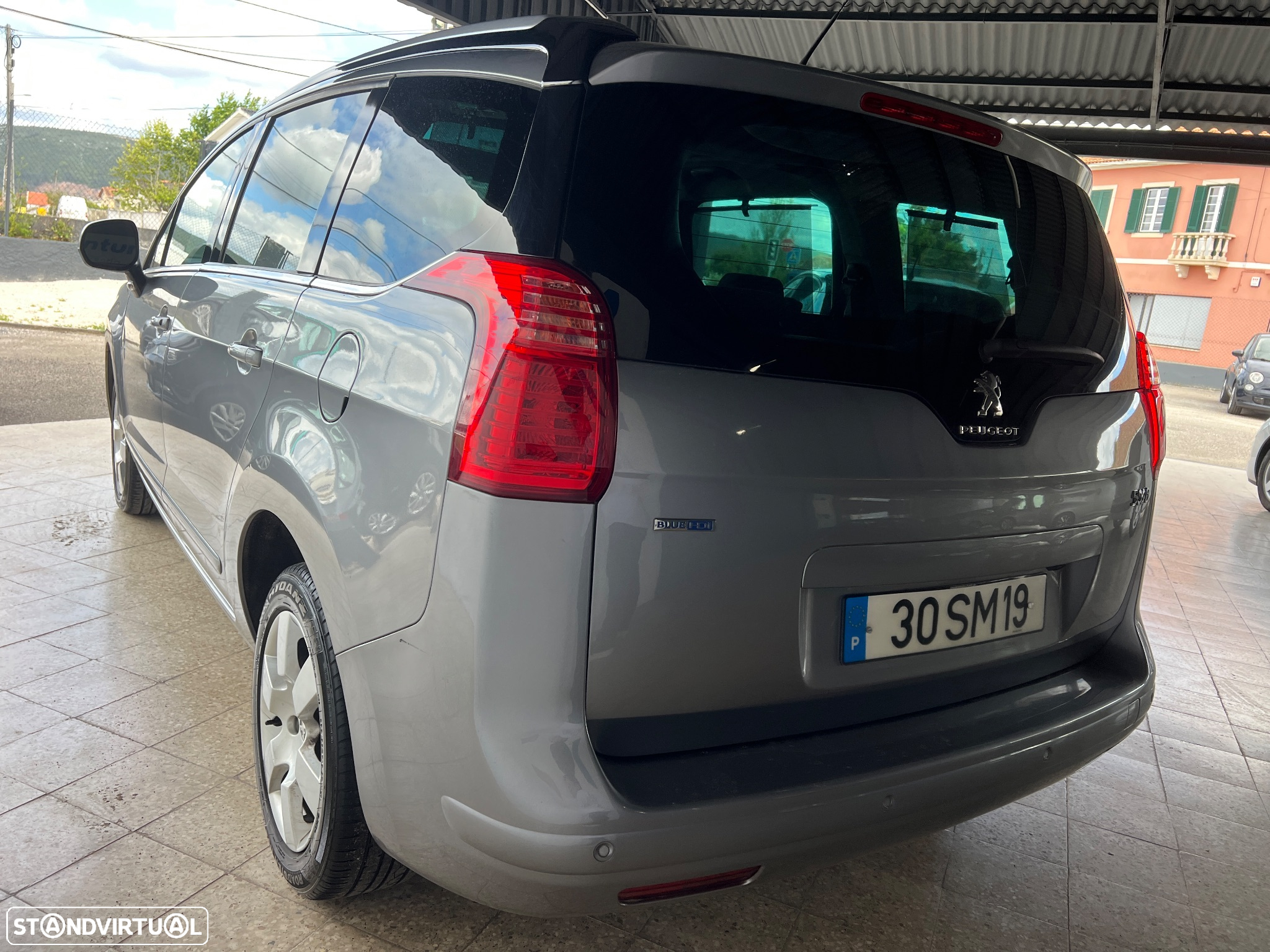 Peugeot 5008 1.6 BlueHDi Allure - 30
