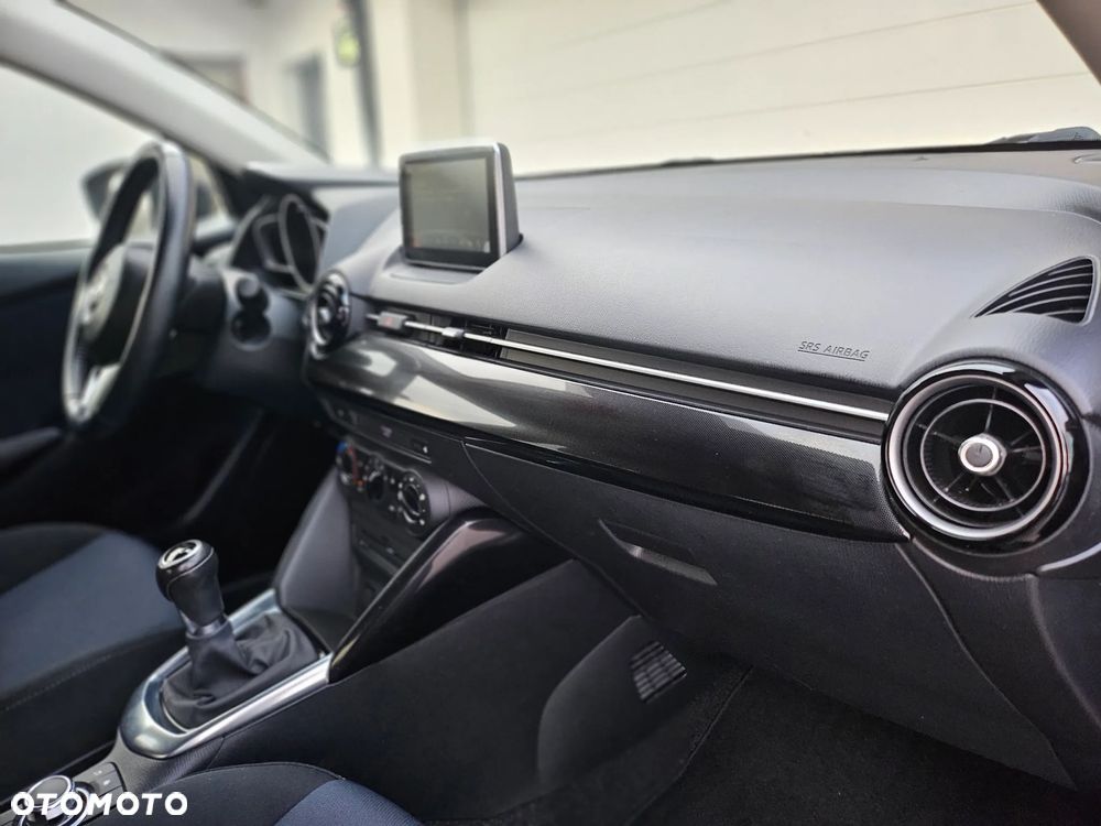 Mazda 2 SKYACTIV-G 90 Nakama - 24