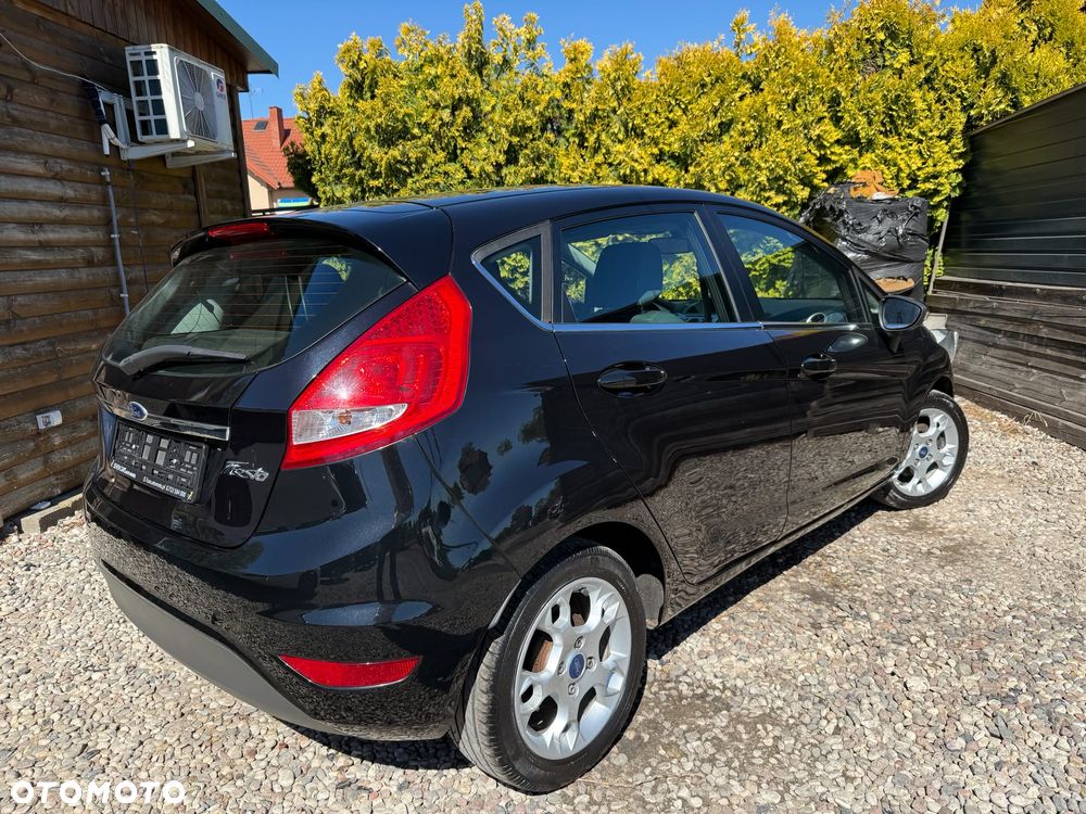 Ford Fiesta 1.25 Titanium EU5 - 10