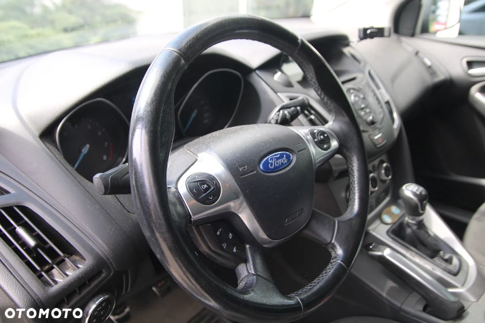 Ford Focus 1.6 Trend - 11