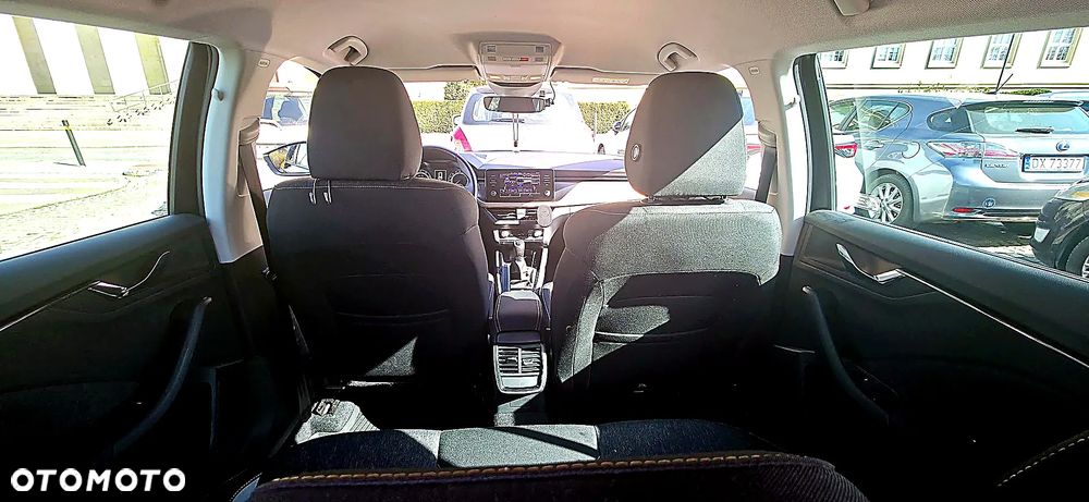 Skoda Kamiq 1.0 TSI Style - 9