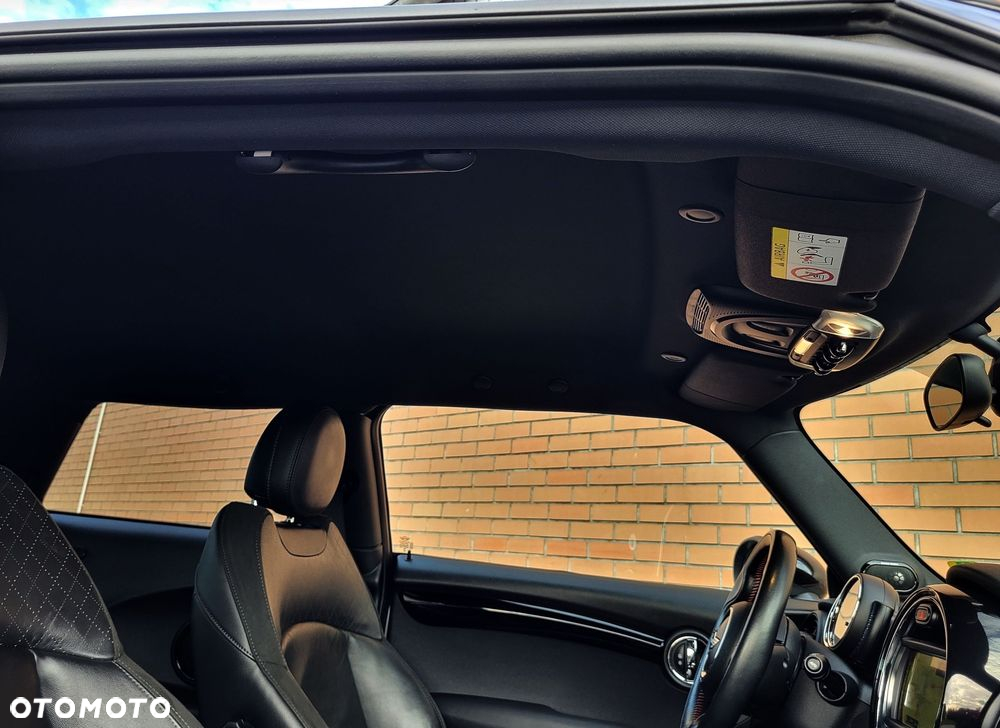 MINI Cooper S Standard - 11