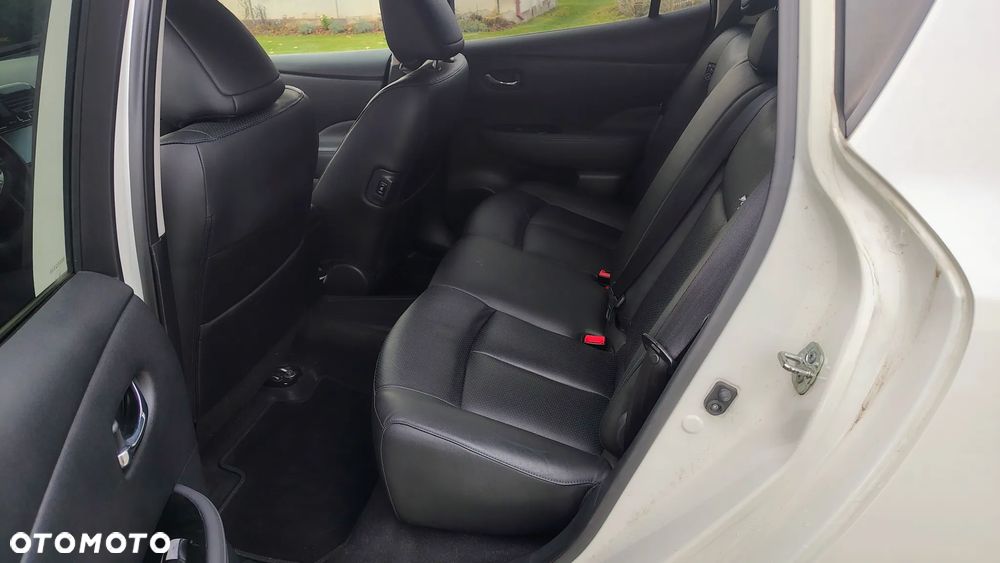 Nissan Leaf 30 kWh (mit Batterie) Tekna - 15