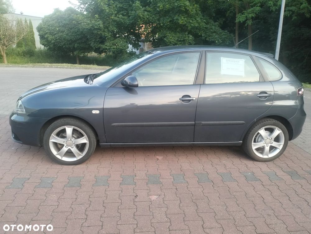Seat Ibiza 1.4 16V Sport - 2