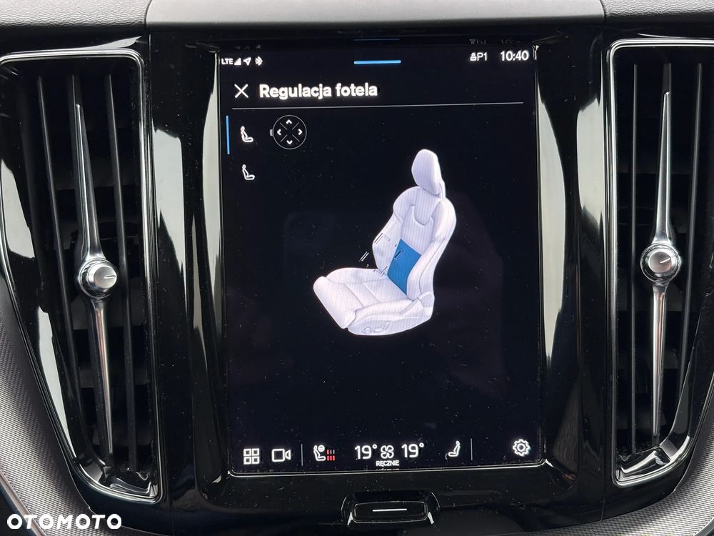 Volvo XC 60 B4 D Geartronic RDesign - 26