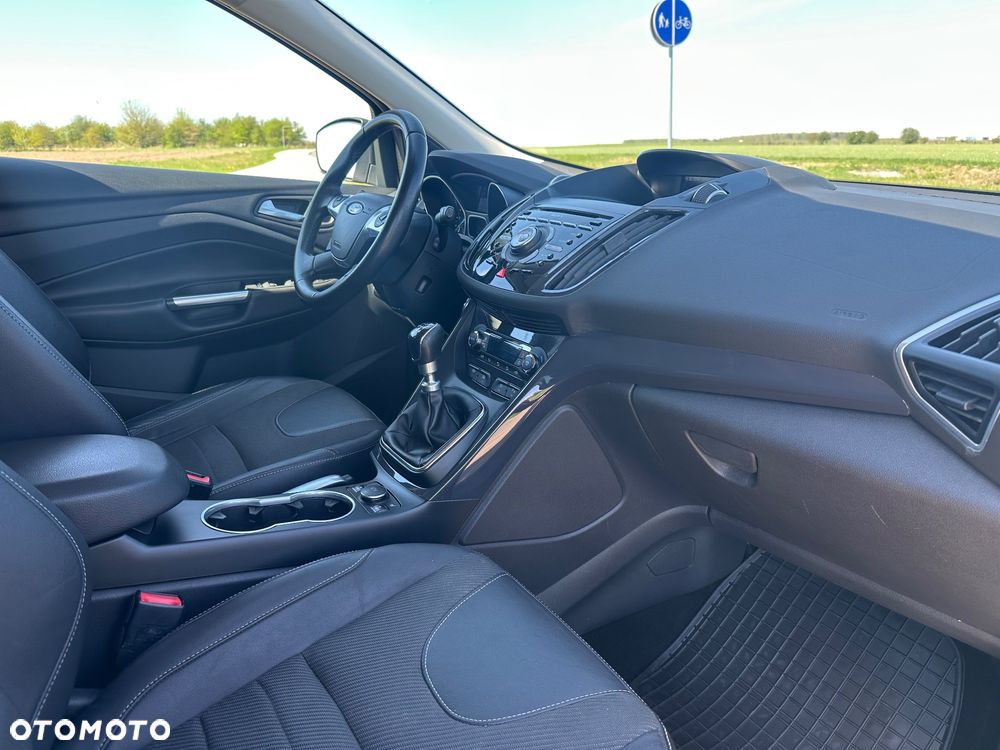 Ford Kuga 2.0 TDCi 2x4 Champions Edition - 9