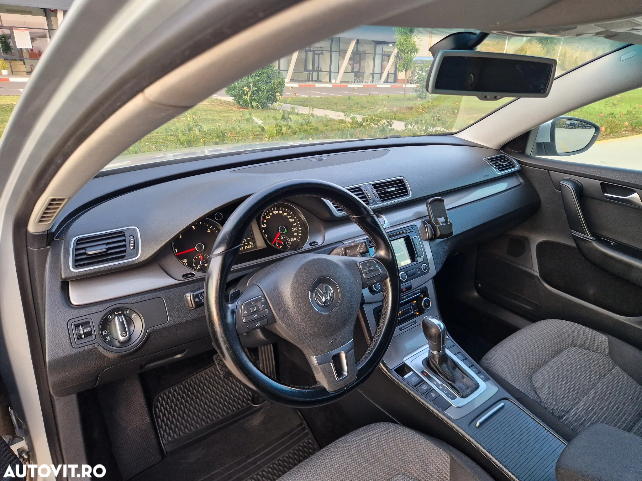 Volkswagen Passat - 3