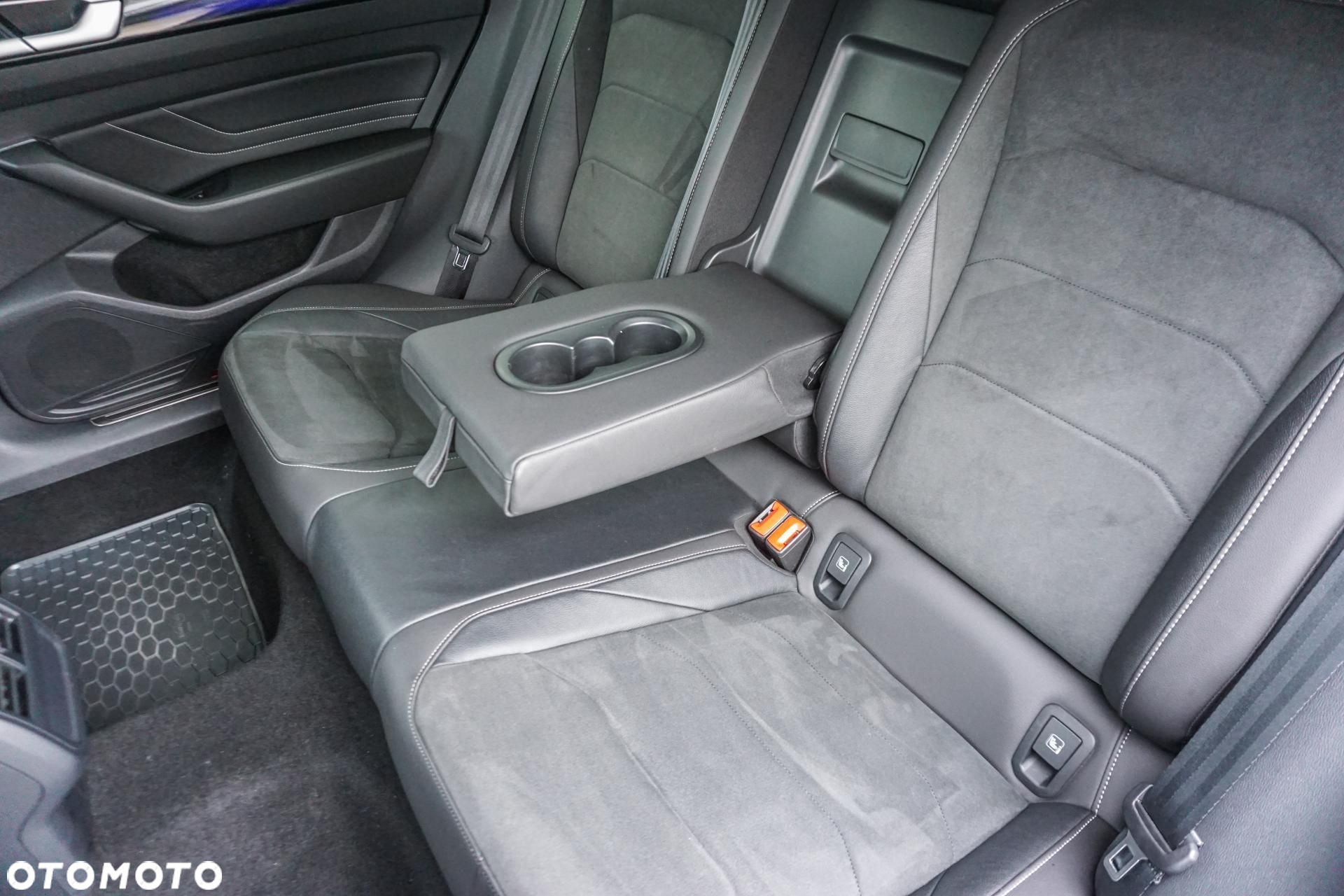 Volkswagen Arteon 2.0 TSI R-Line DSG - 12