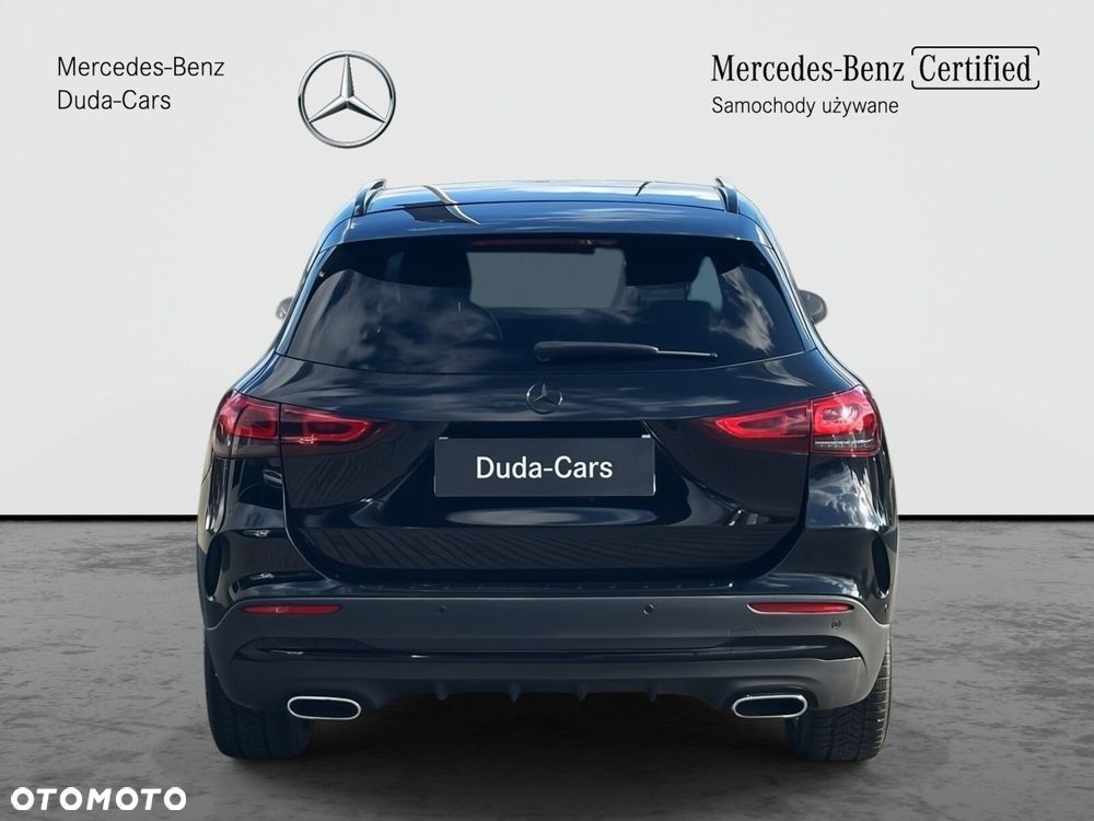 Mercedes-Benz GLA - 6
