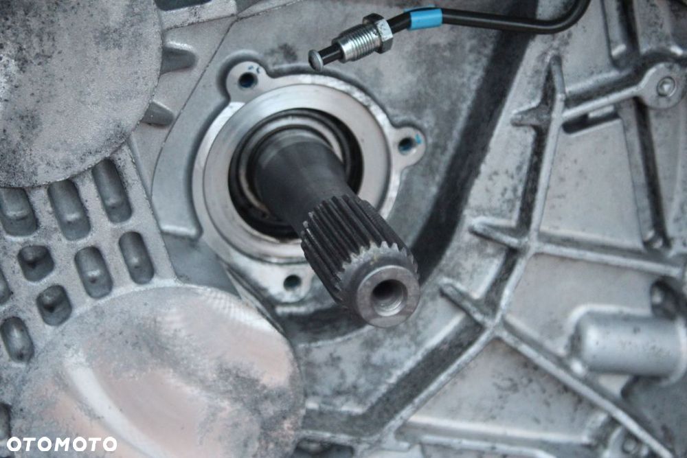 SKRZYNIA BIEGÓW ANTARA CAPTIVA F40 2.2 CDTI 4x4 MANUAL 87000MIL - 3