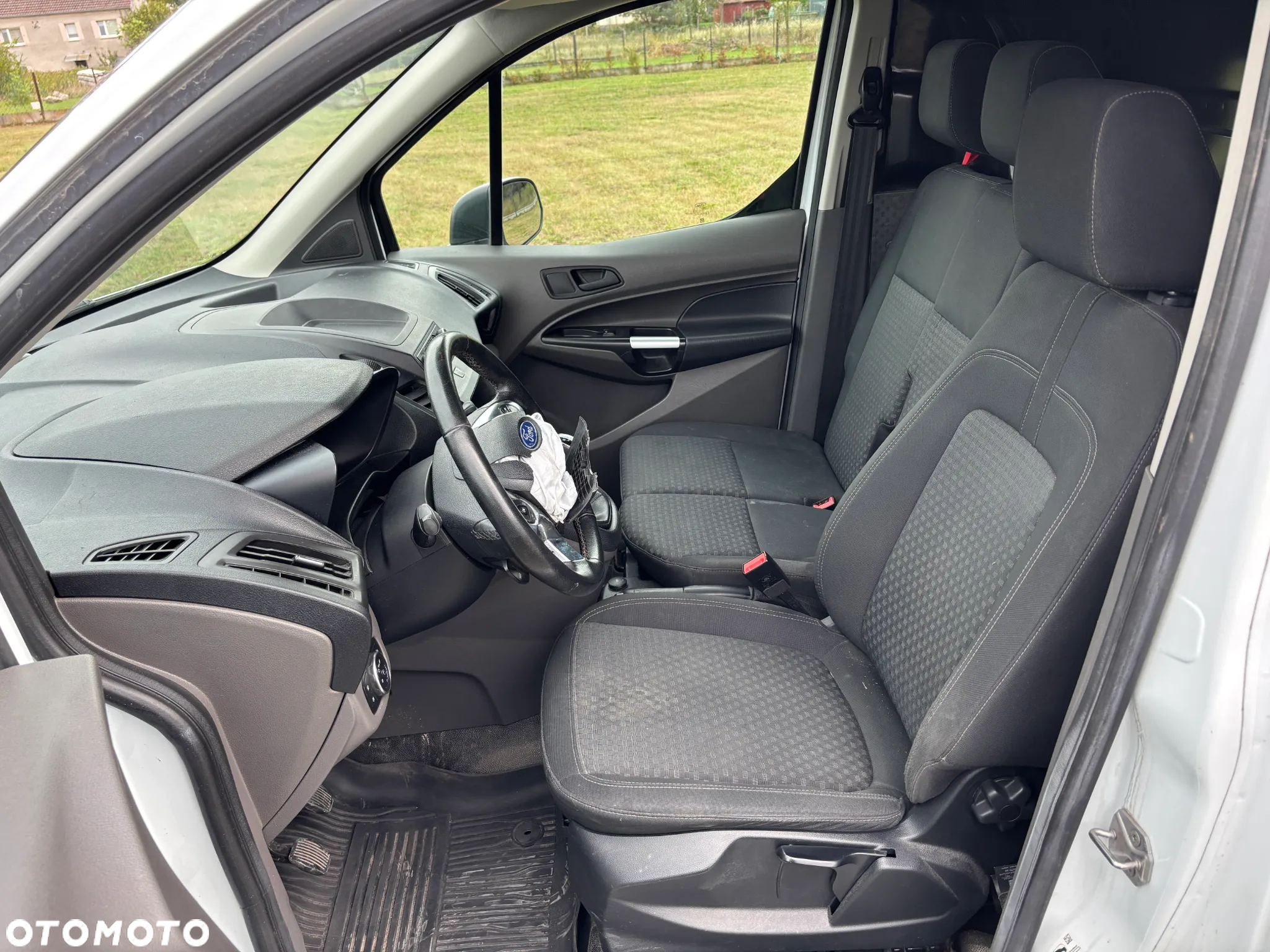 Ford Transit Connect - 10