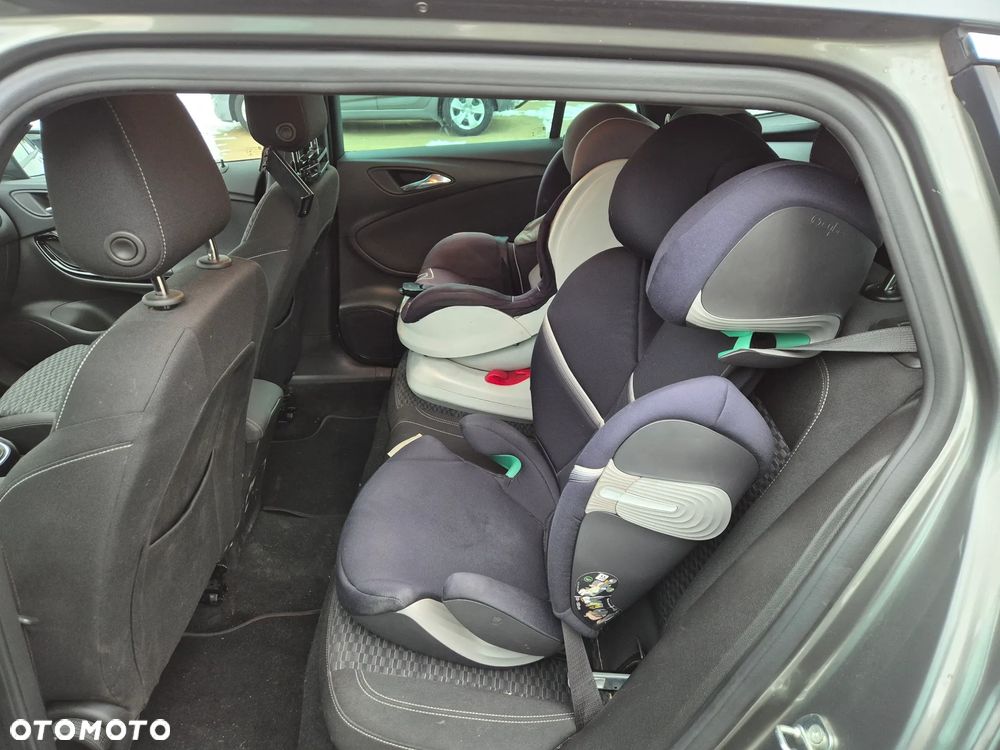 Opel Astra 1.6 D (CDTI) Start/Stop Innovation - 33