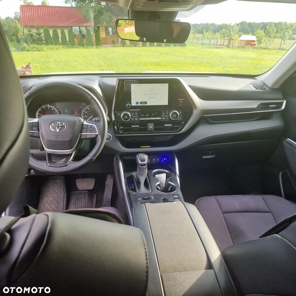 Toyota Highlander 2.5 Hybrid Comfort - 25