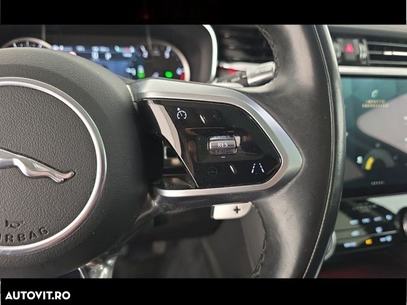 Jaguar F-Pace D200 AWD R-Dynamic SE - 16