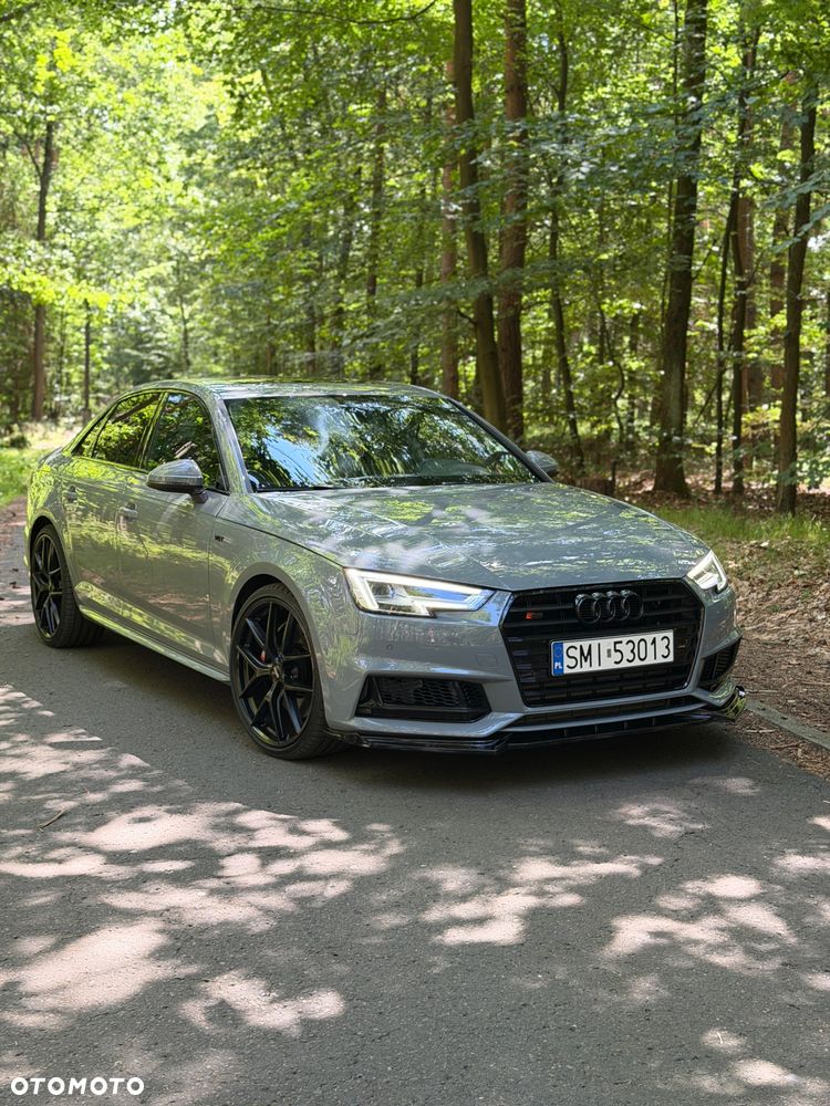 Audi S4 Limousine - 1