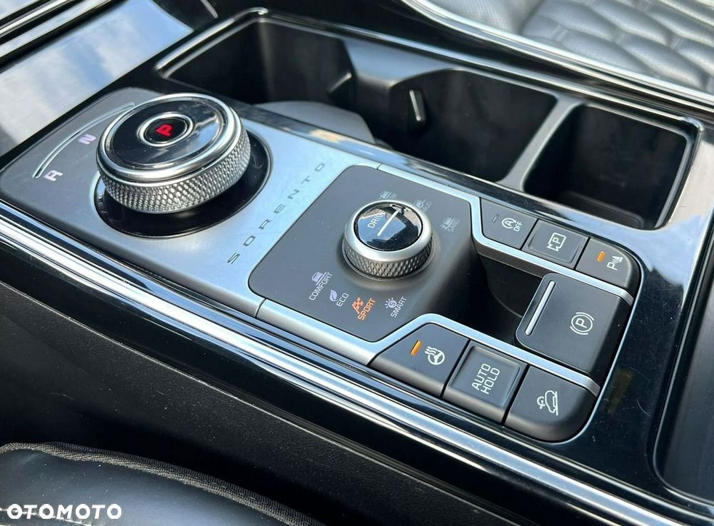 Kia Sorento - 30