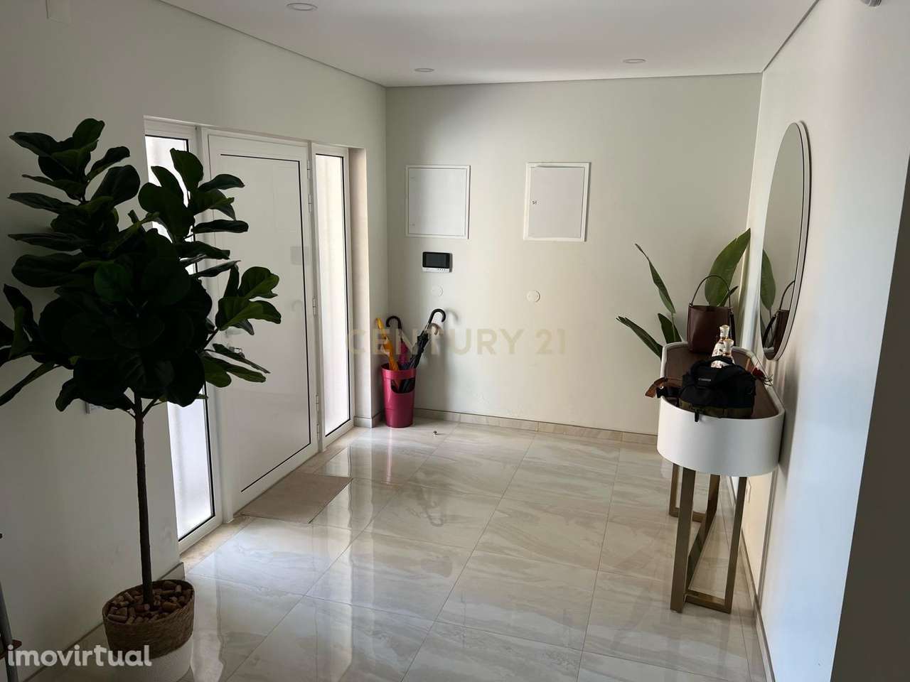 Moradia T4 moderna em Famões - Grande imagem: 4/26