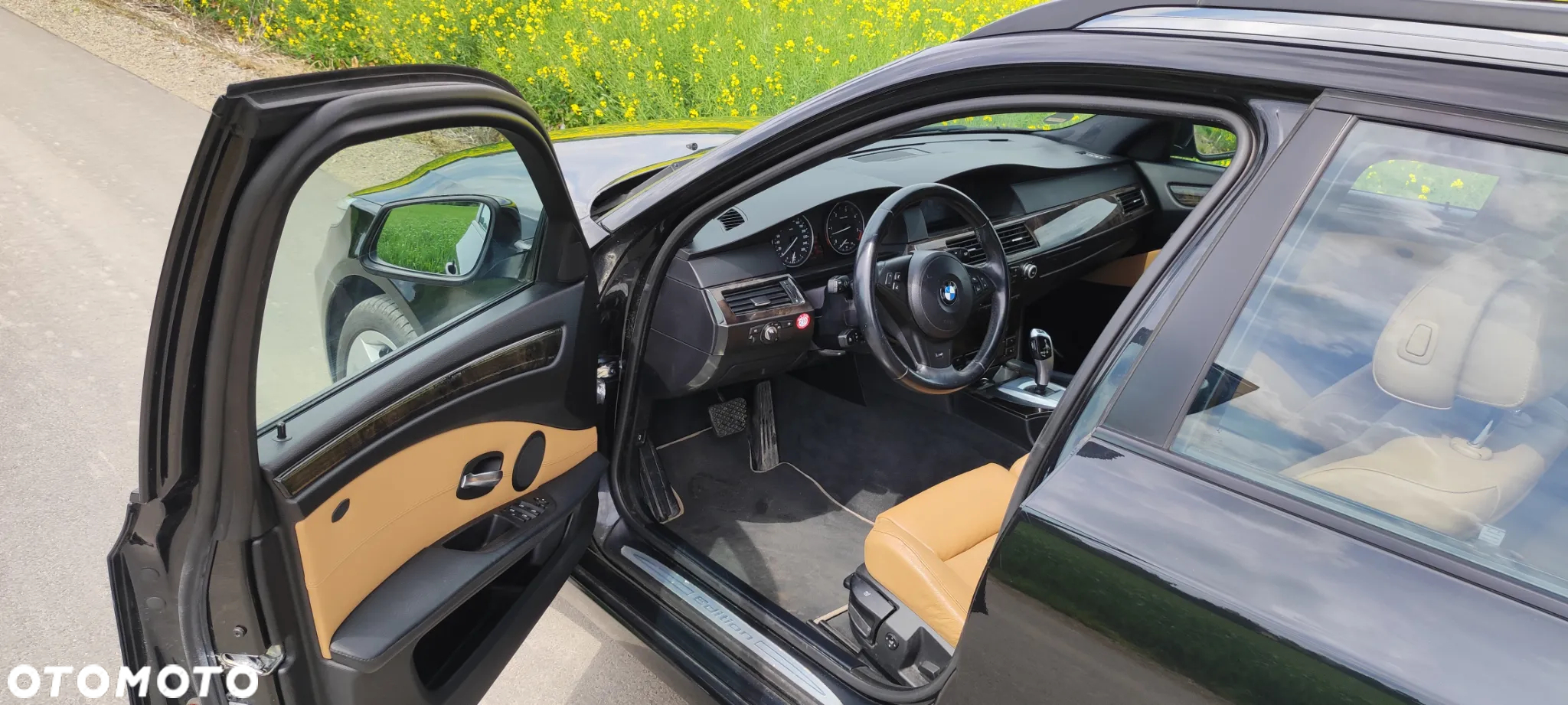 BMW Seria 5 525d xDrive Touring Edition Sport - 17