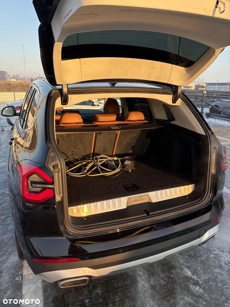 BMW X3 xDrive30e - 18