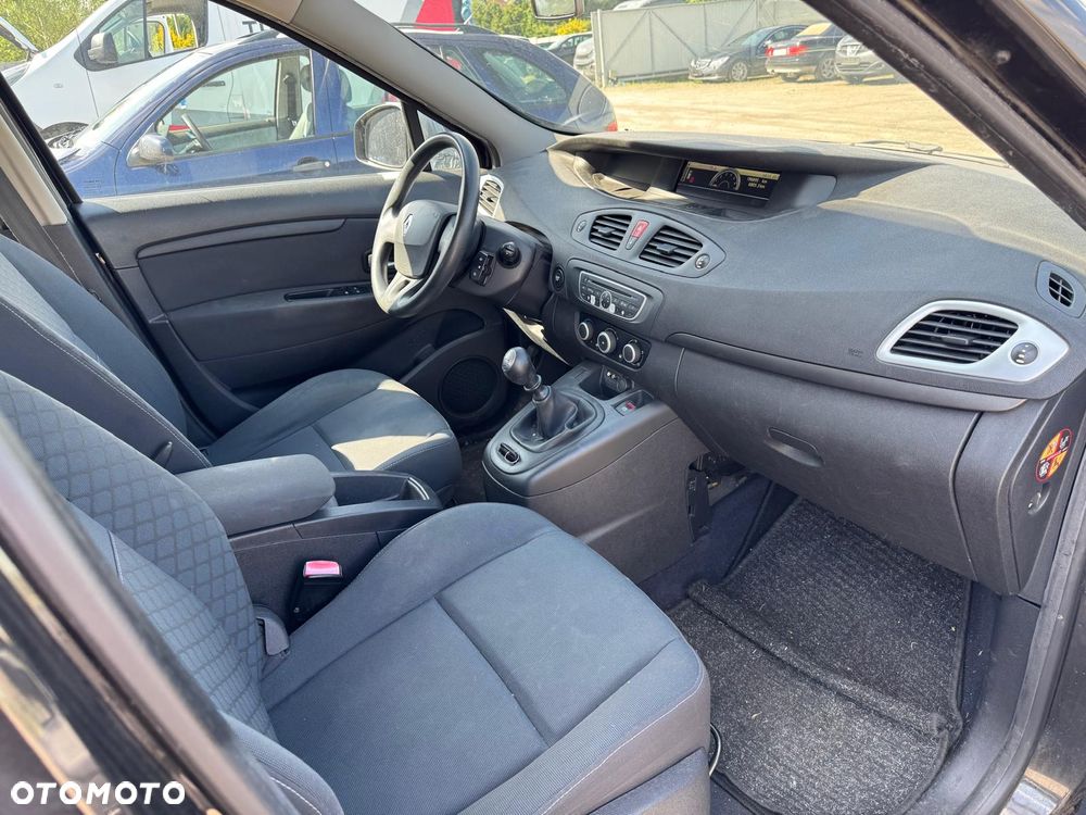 Renault Scenic 1.6 16V Tech Run - 19