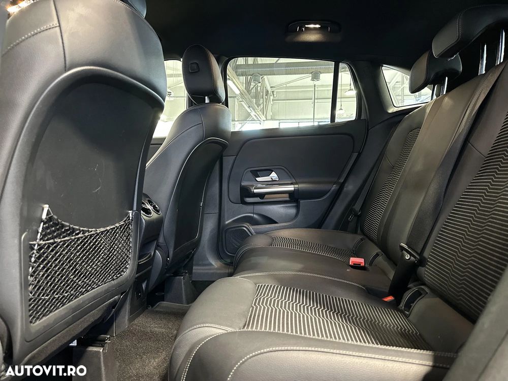 Mercedes-Benz GLA 200 d Aut. - 12