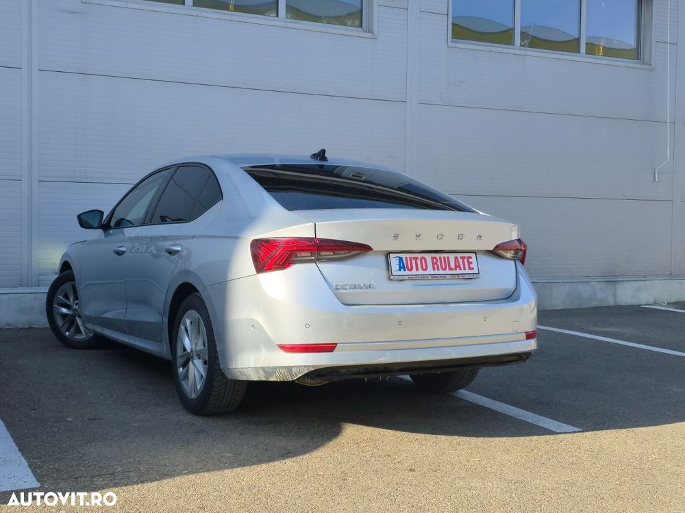 Skoda Octavia 2.0 TDI DSG Style - 4