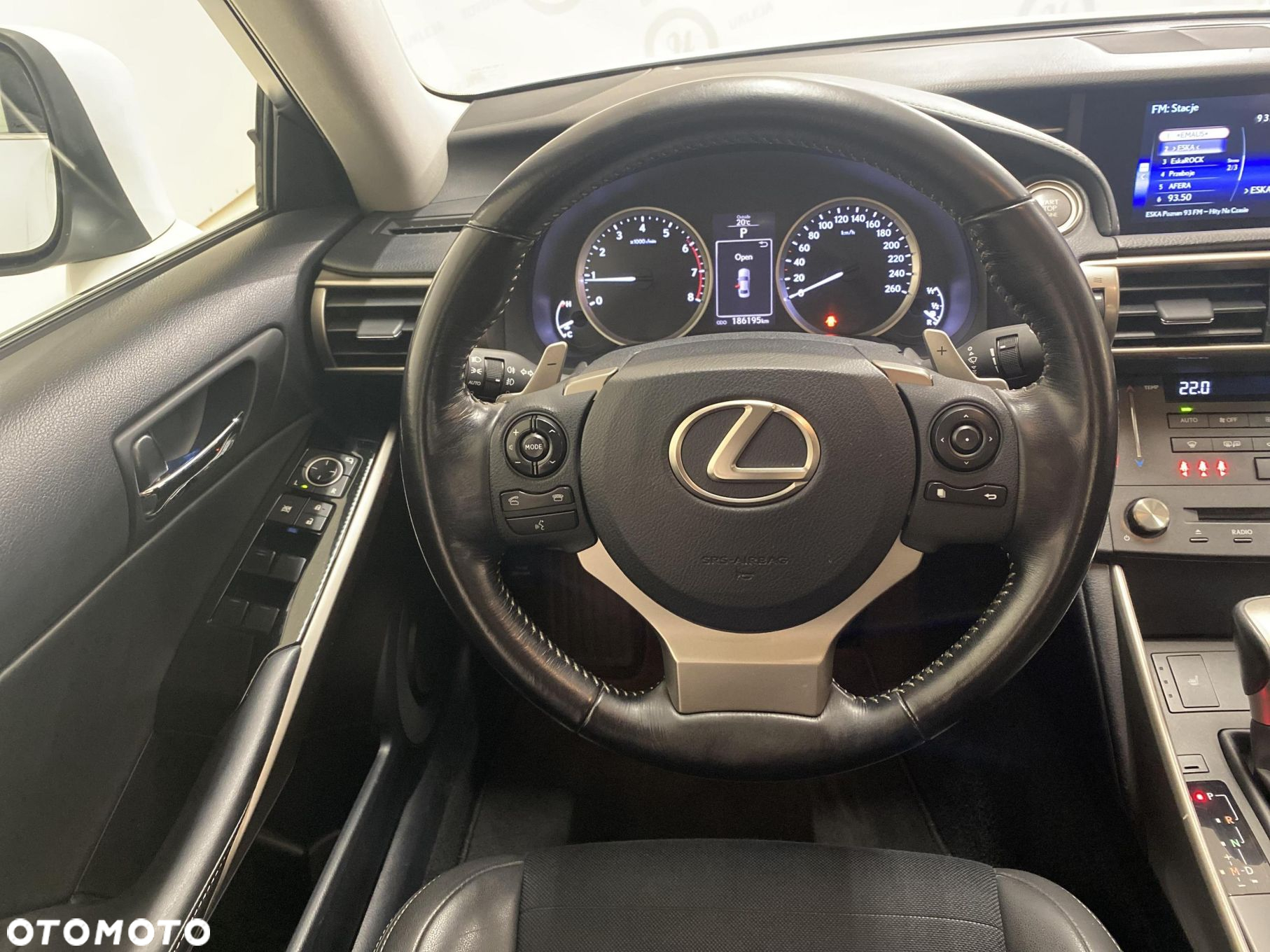 Lexus IS 200t Elite - 12