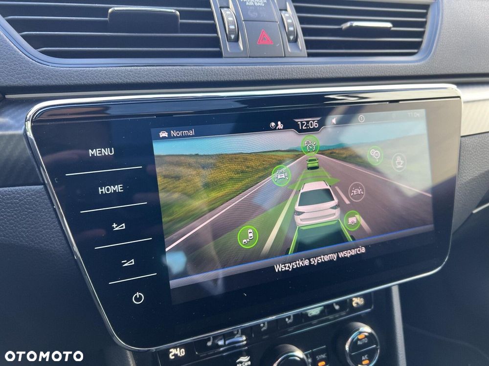 Skoda Superb 2.0 TDI SCR 4x4 Sportline DSG - 32