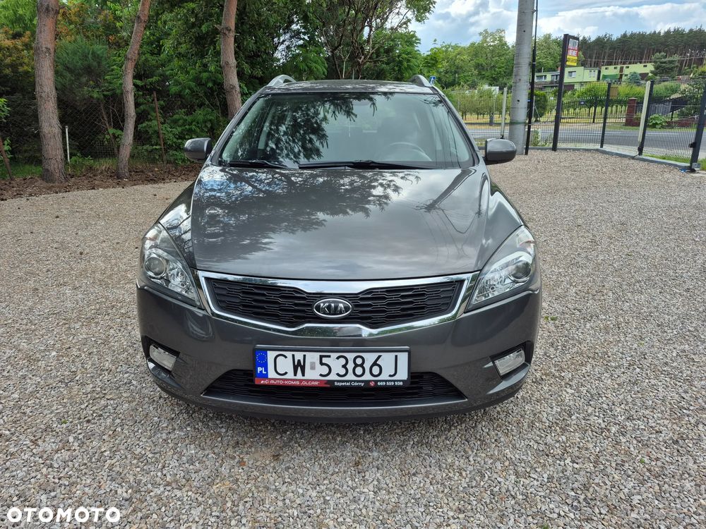 Kia Ceed 1.4 CVVT Dream-Team Edition - 8