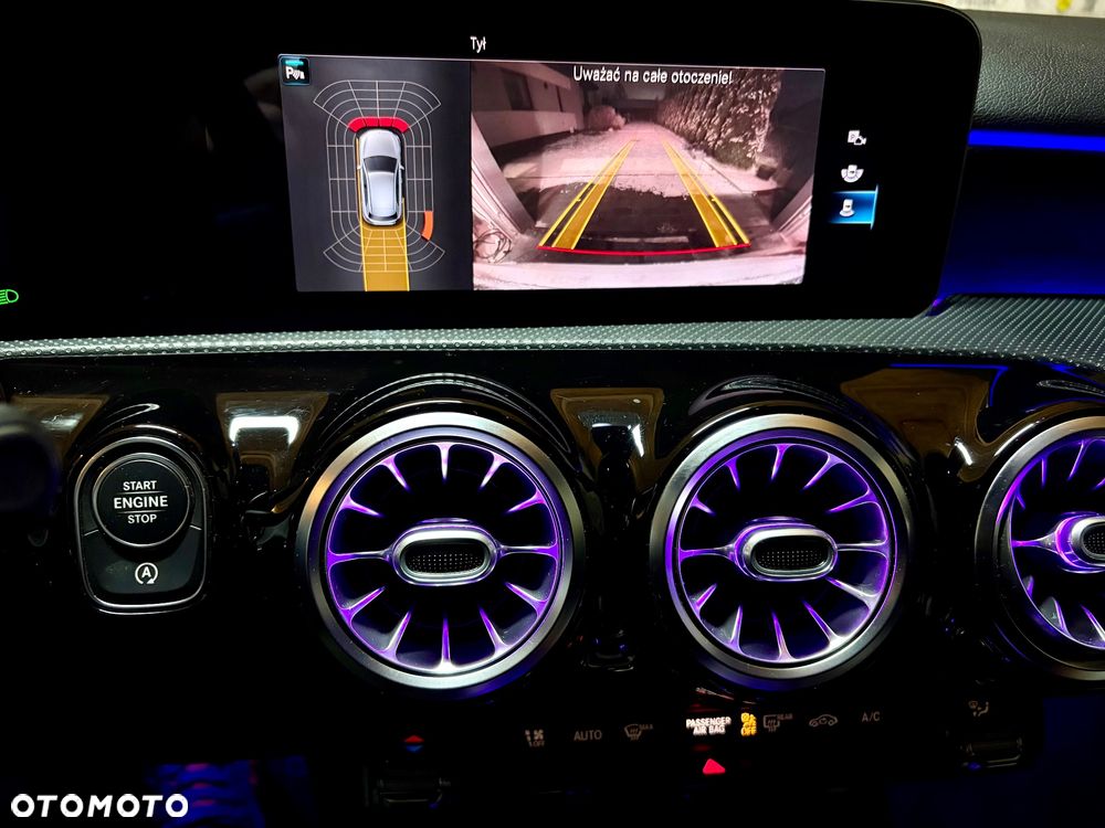 Mercedes-Benz Klasa A 250 7G-DCT AMG Line - 25