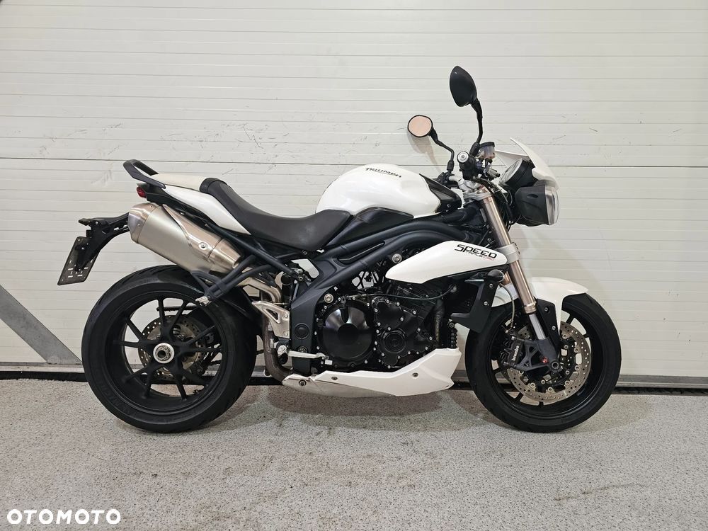 Triumph Speed Triple - 3