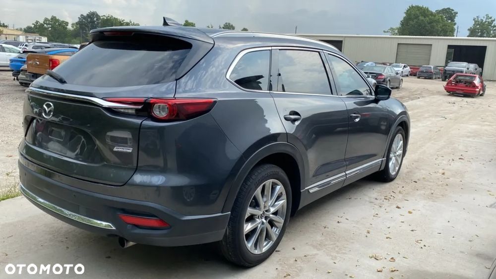 Mazda CX-9 - 28