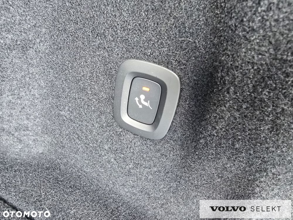 Volvo XC 60 - 25