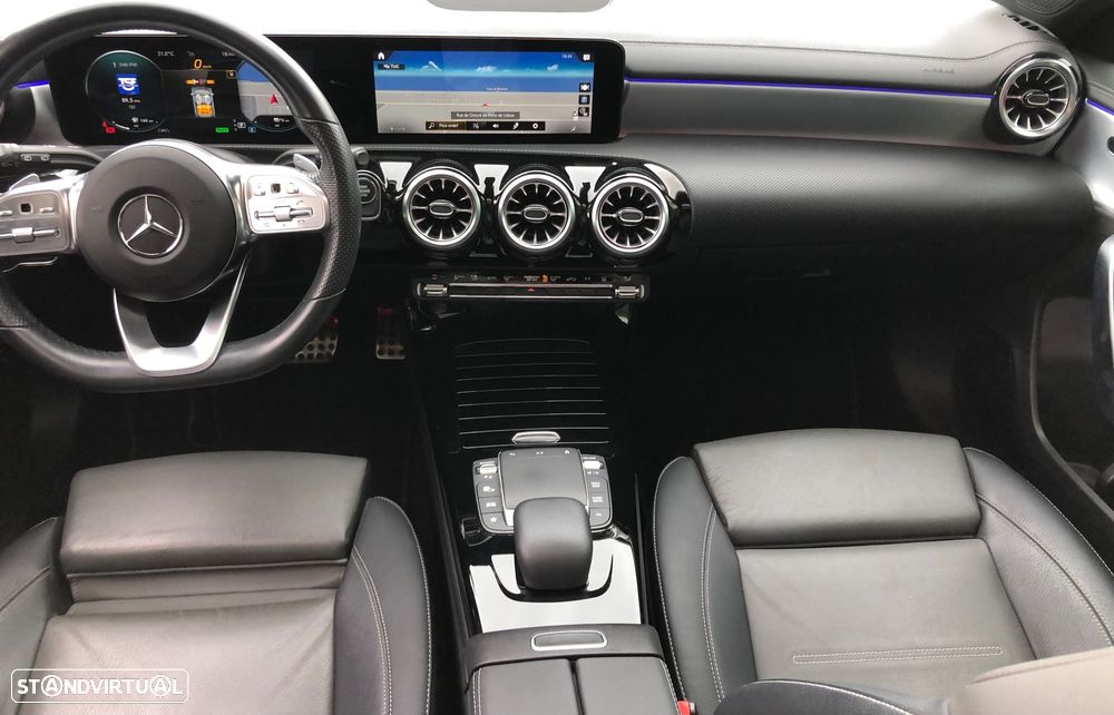 Mercedes-Benz A 250 e AMG Line - 19