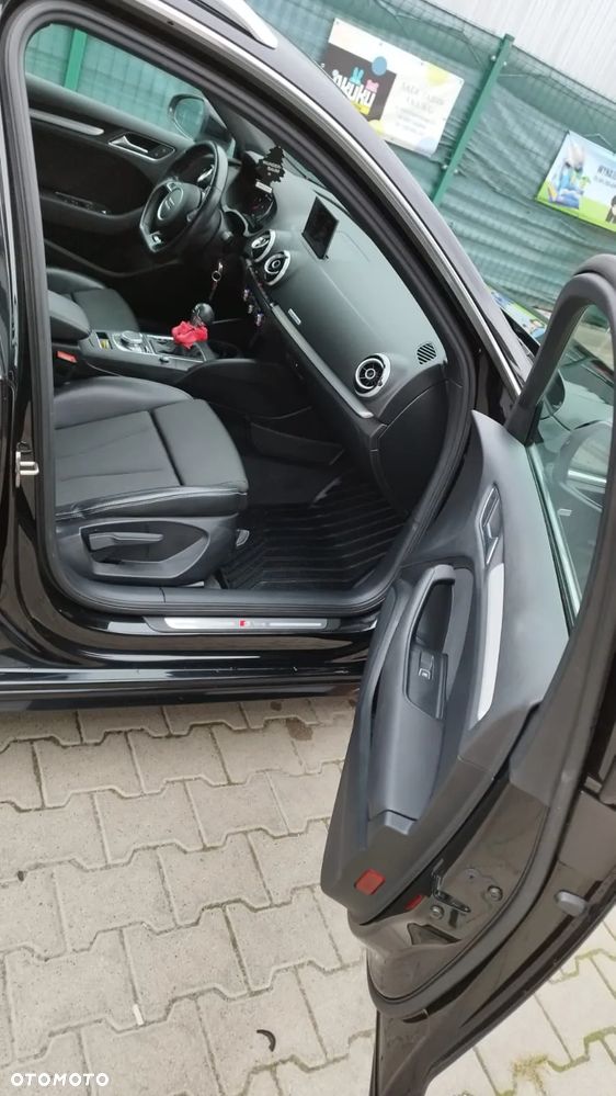 Audi A3 Sportback 2.0 TDI quattro S tronic design - 12