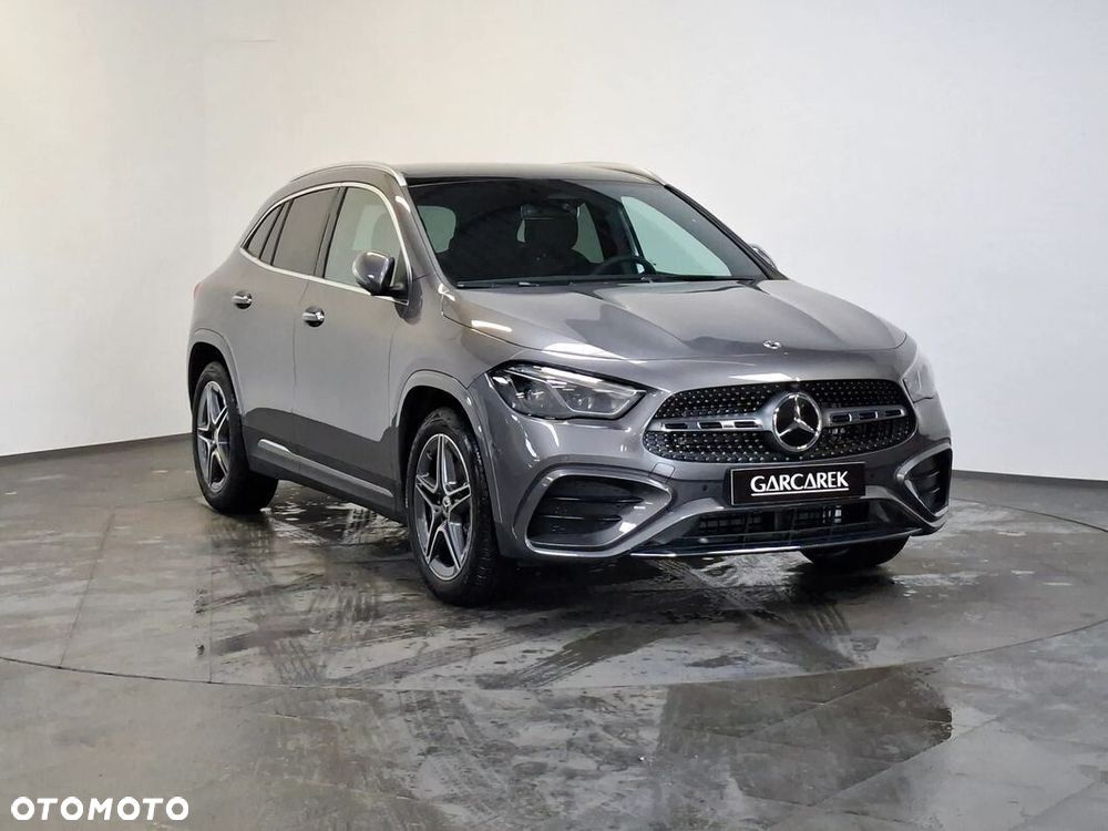 Mercedes-Benz GLA 200 AMG Line - 4