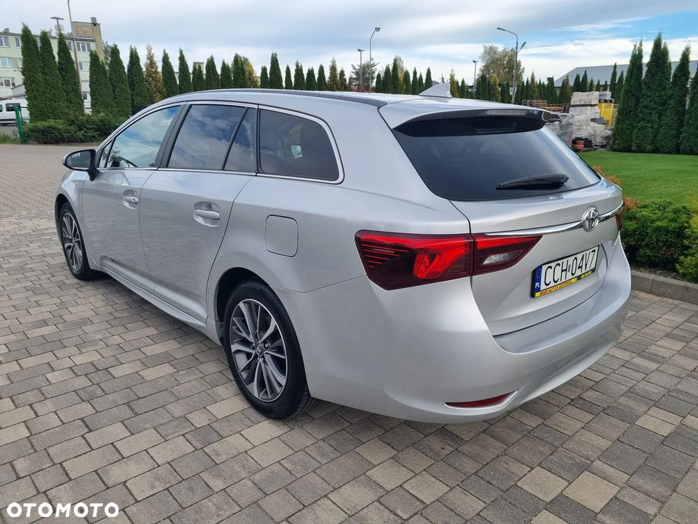 Toyota Avensis - 3