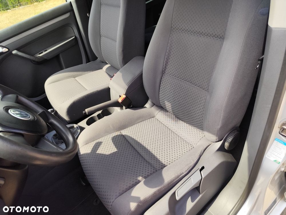 Volkswagen Touran - 6