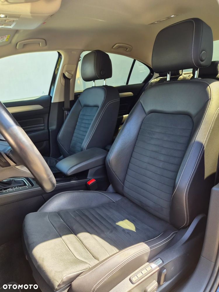 Volkswagen Passat 1.5 TSI EVO Elegance DSG - 8