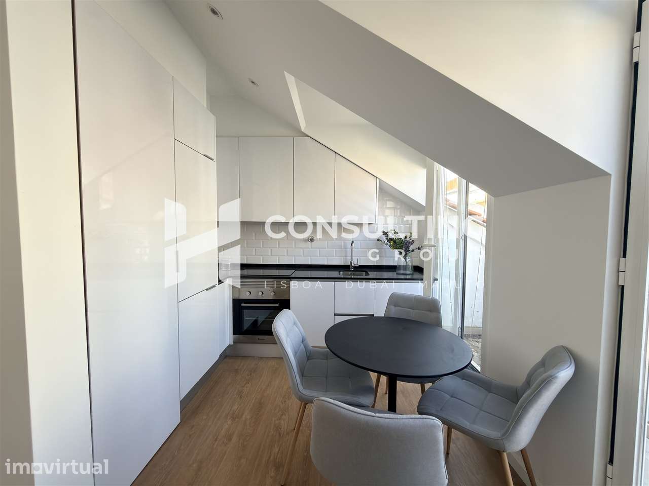 Apartamento T2 Venda em São Vicente,Lisboa - Grande imagem: 2/27