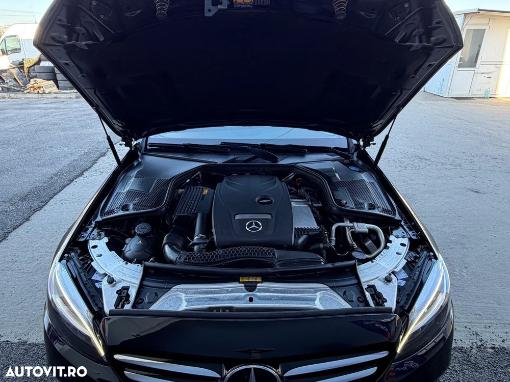 Mercedes-Benz C 180 9G-TRONIC Exclusive - 30