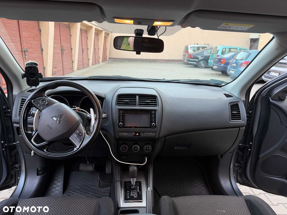 Mitsubishi ASX - 5