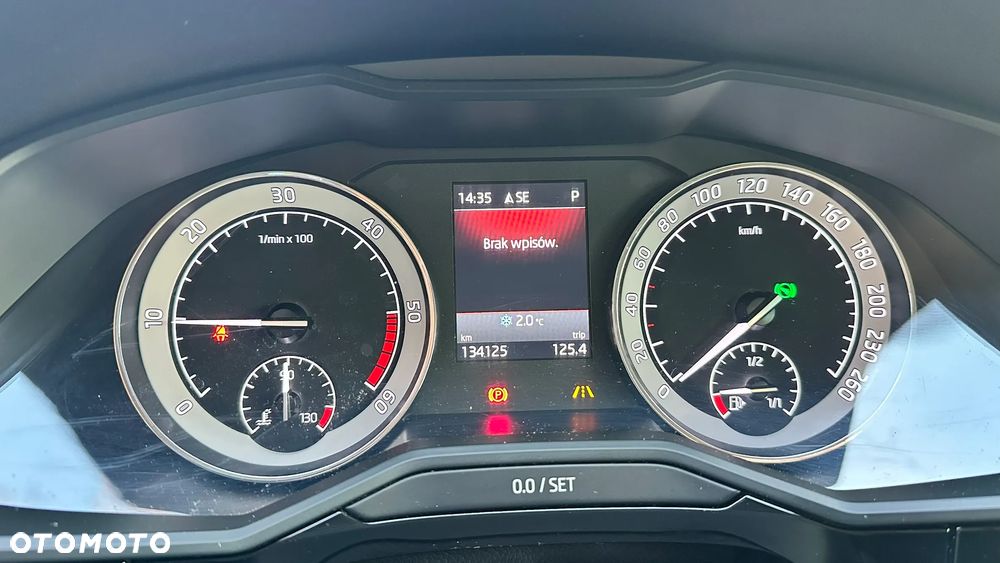 Skoda Superb 2.0 TDI SCR 4x4 L&K DSG - 35